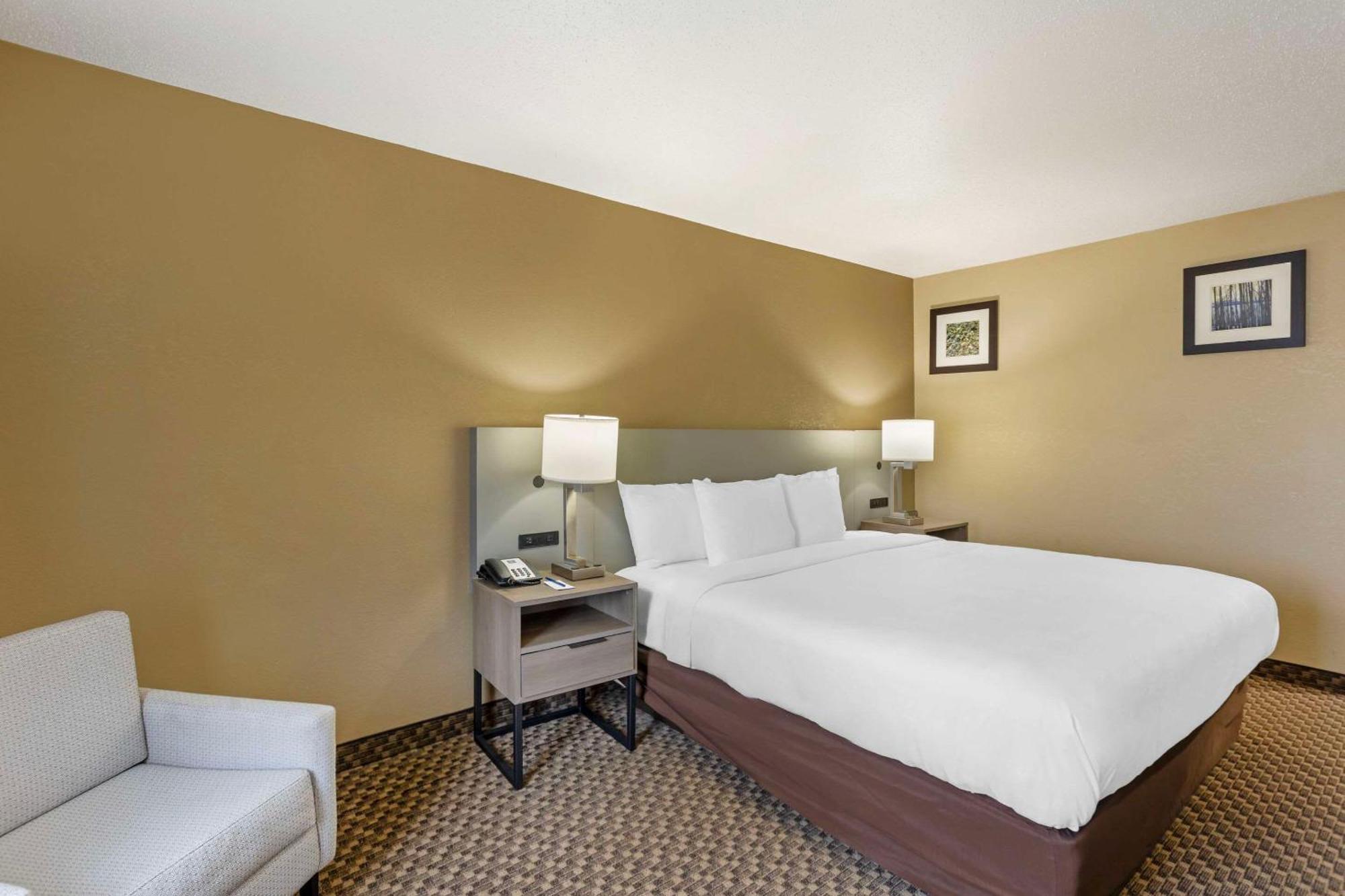 Comfort Inn & Suites Carneys Point Esterno foto
