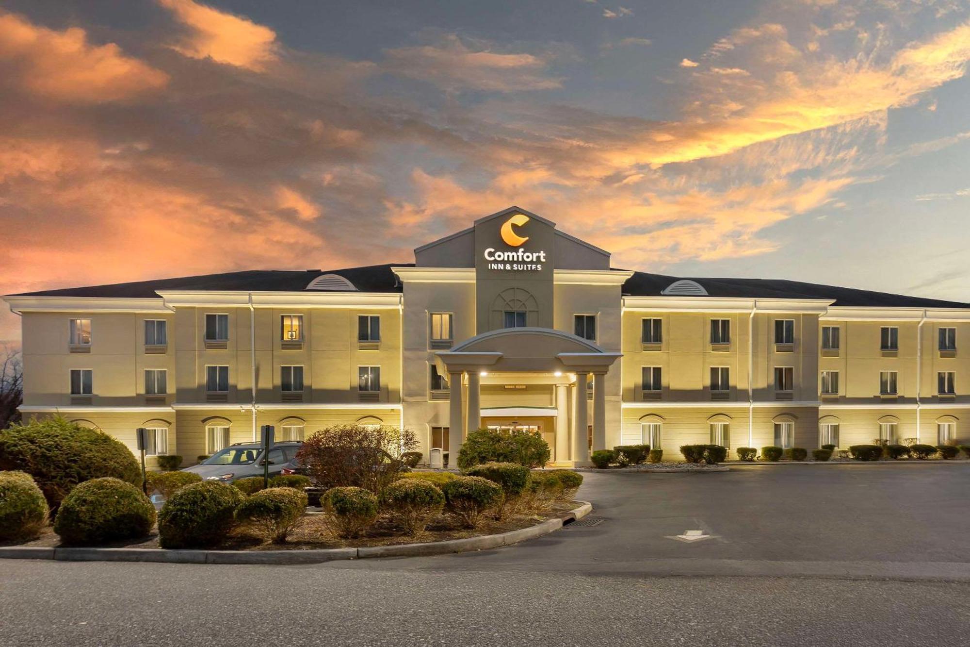 Comfort Inn & Suites Carneys Point Esterno foto